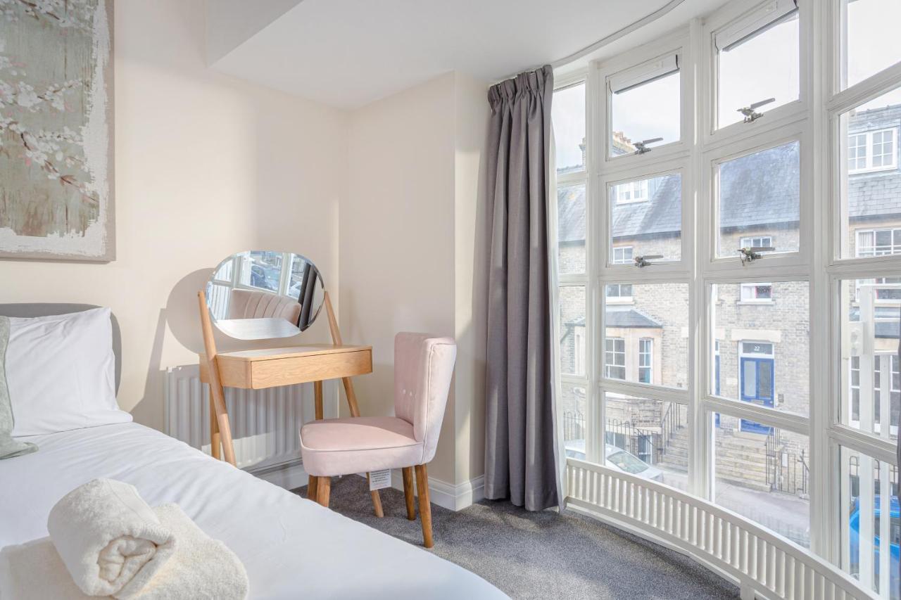 3 Bedroom Jesus Townhouse With Parking *