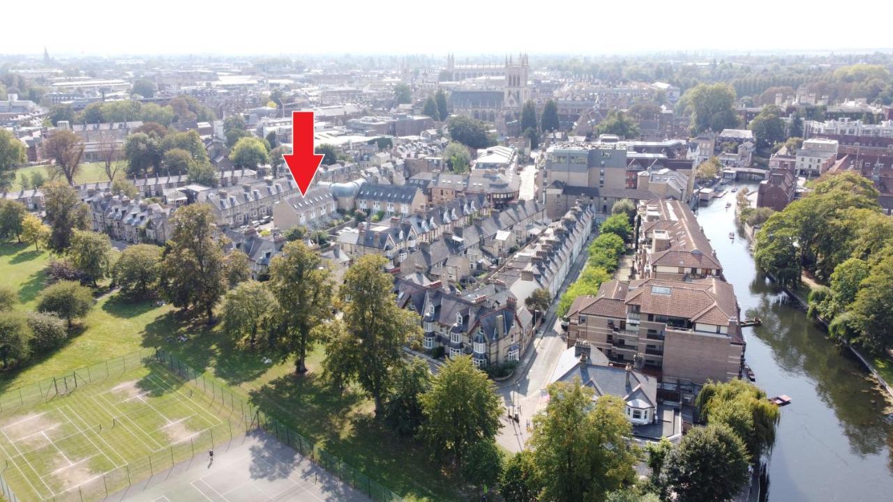 3 Bedroom Jesus Townhouse With Parking *